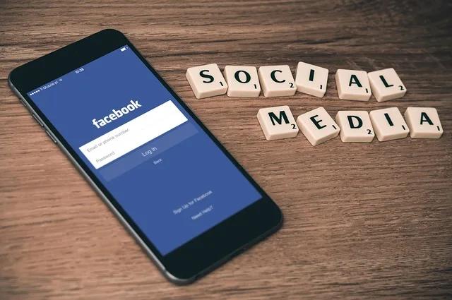 Menambahkan Likers Facebook Fanpage