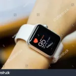 8 Ide Stok Foto untuk Dijual di Shutterstock: Perangkat Peringatan Medis